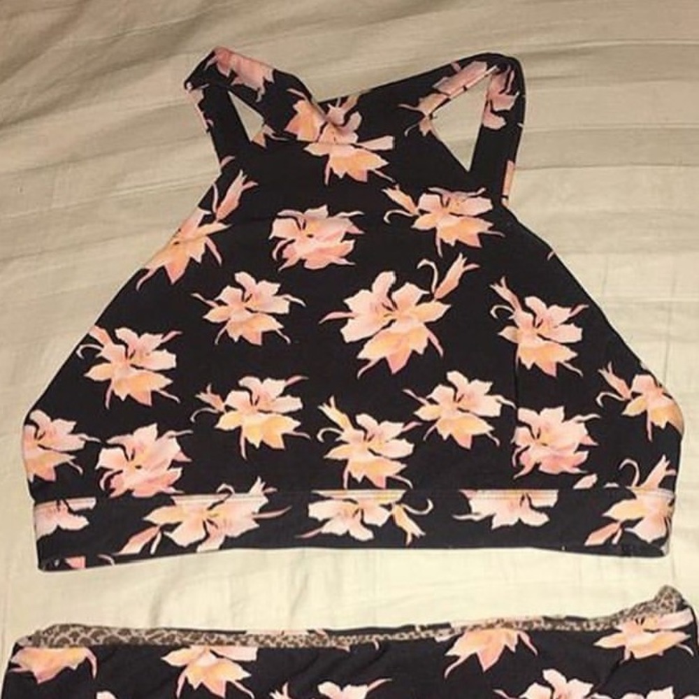 Aloha top
